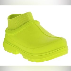 NWT UGG TASMAN SLIDE